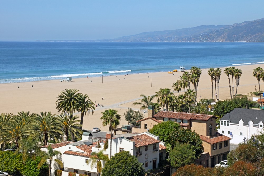 Professional Commercial Roofing Solutions in Santa Monica, CA