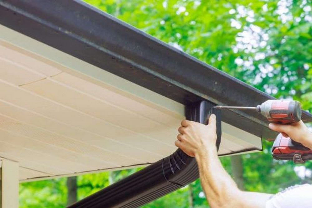 When to Schedule Gutter Installation to Prevent Water Damage