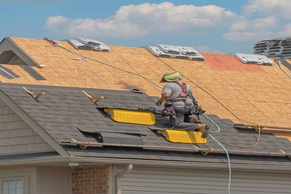 Why Regular Roof Maintenance Extends the Life of Your Roof